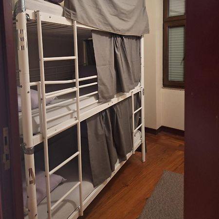 Easy Host Porto Hostel Bagian luar foto